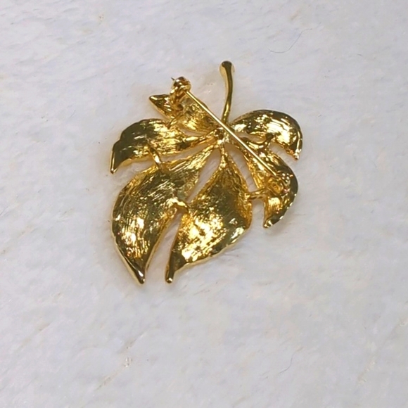 Vintage Goldtone Philadendron Leaf Brooche - Picture 4 of 7
